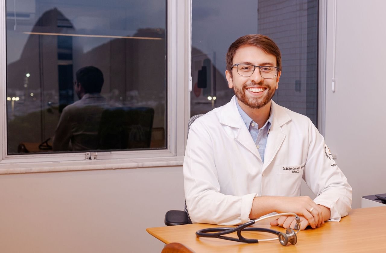 Dr. Felipe Cerqueira