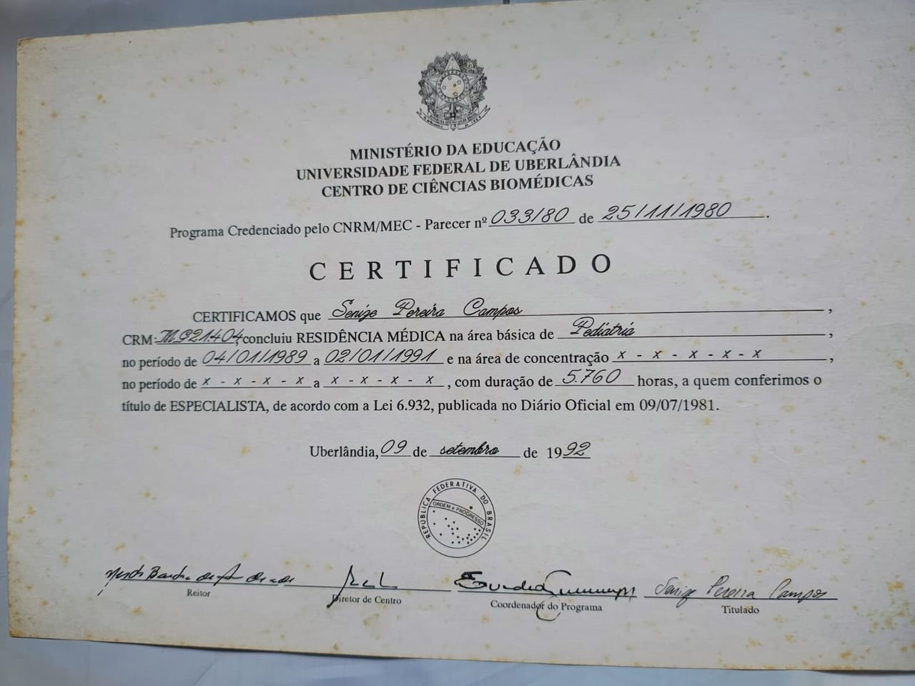 Dra. Senize Pereira Campos Givisiez