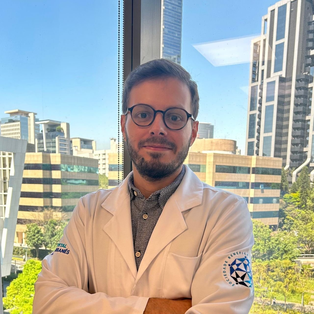 Dr. Jonathan Góis