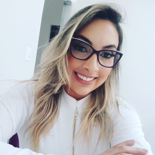 Dra. Annalia Siqueira