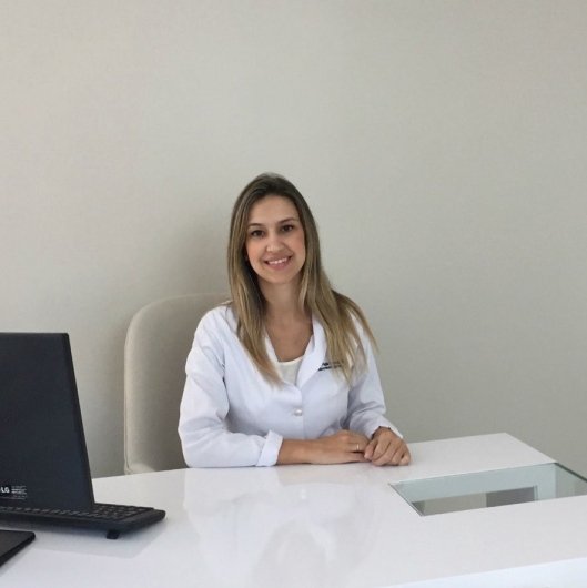 Dra. Ana Paula Kannenberg Roginski