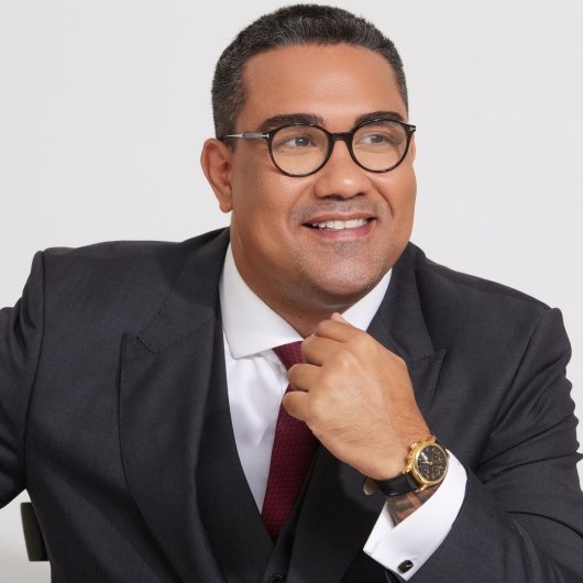 Prof. Leandro Machado