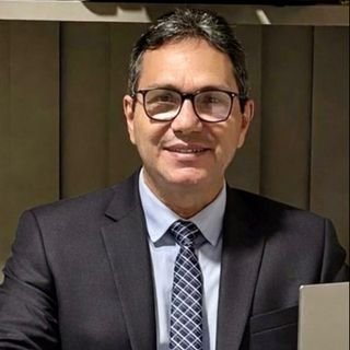Dr. Rauly Barros Pinto