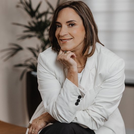 Dra. Penha Cerqueira