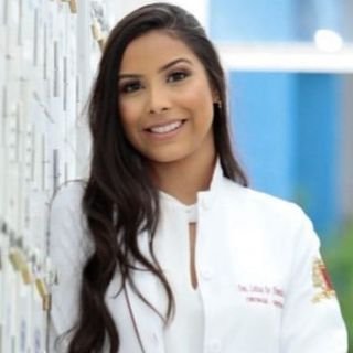 Dra. Leticia de Almeida Cruz