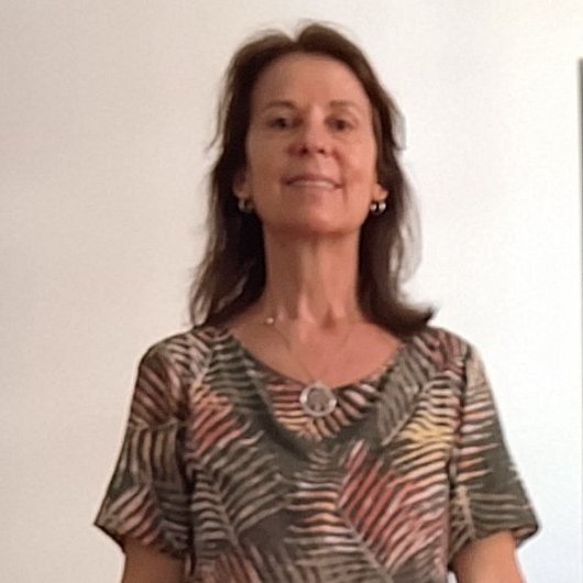 Dra. Vera Lucia Pezzi