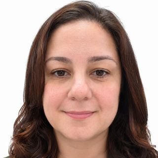 Dra. Carolina Carvalho Ribeiro do Valle