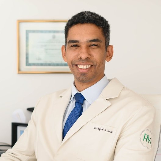 Dr. Rafael Augusto Souza