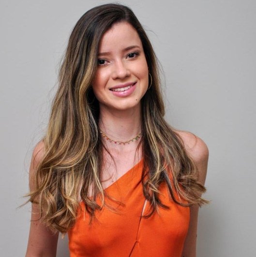 Dra. Fernanda Santos