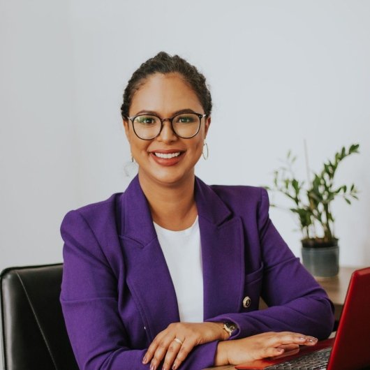 Dra. Isabel Moreira