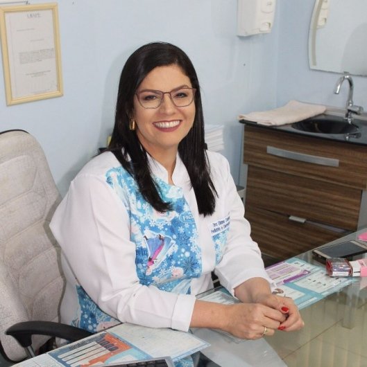 Dra. Eliane Barros Coutinho Caldas