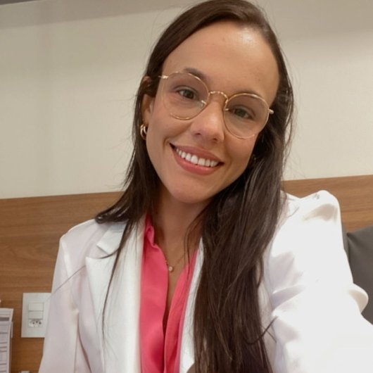 Dra. Luiza Nascentes Machado