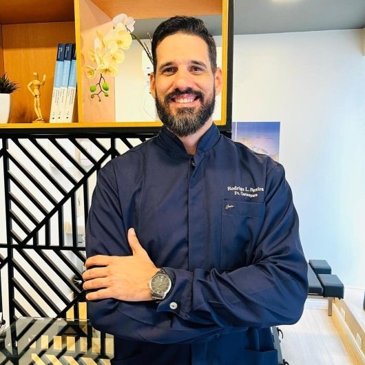 Dr. Rodrigo L. Pereira