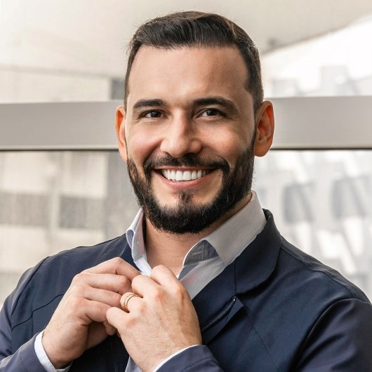 Dr. Mateus Jerônimo
