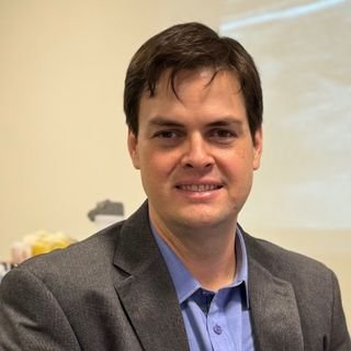 Dr. Luis Otávio Mantovani Battaglin