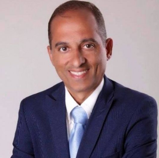 Dr. Marcus Vinicius Tabox