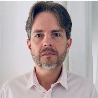 Dr. Hugo Vieira Duarte