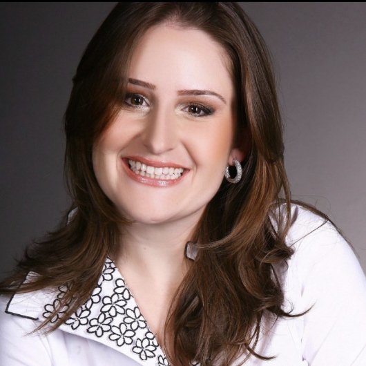 Dra. Layla Patricia Azoia Lukiantchuki