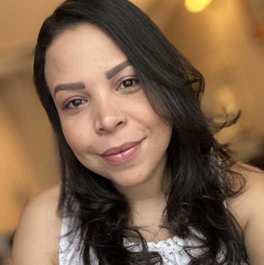 Dra. Crislane Gomes