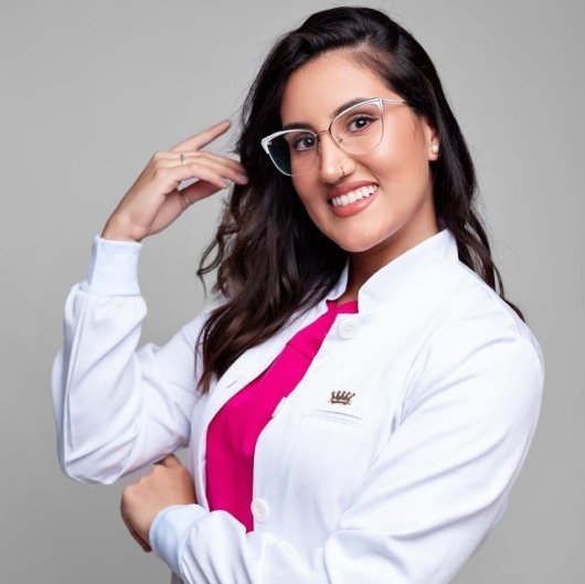Dra. Camila Mamede Damin