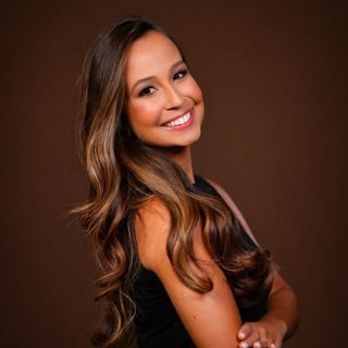 Dra. Gabriela Lima