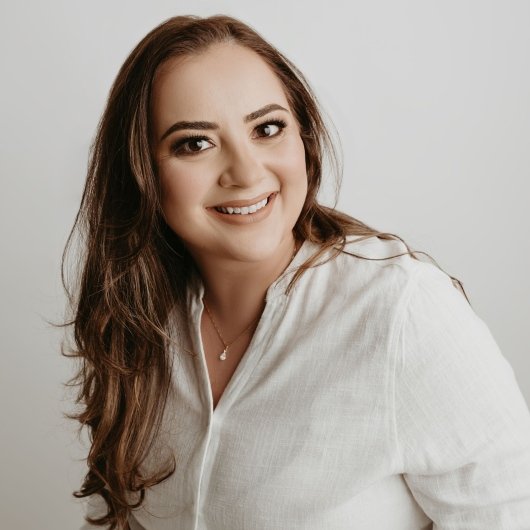 Dra. Ana Paula Löesch