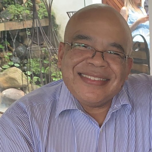 Dr. Daniel Barbosa