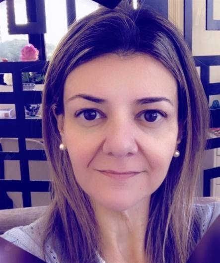 Cintia Forner Nepomuceno Almeida