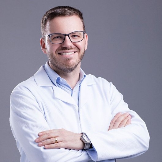 Dr. Fernando Gortz