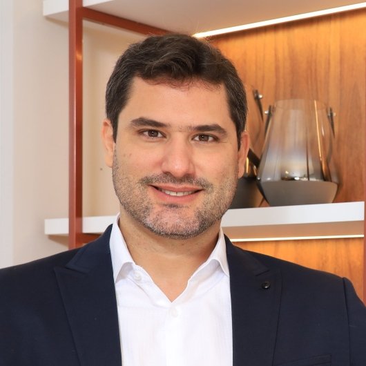Dr. Danilo Minari