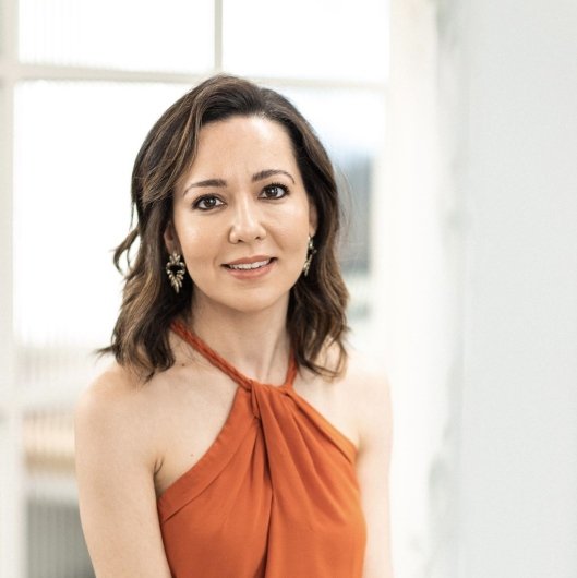 Dra. Karina Moura Sawada