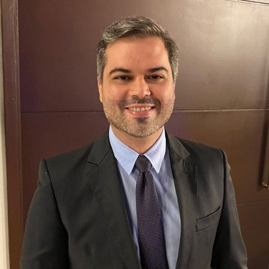 Dr. Carlos Augusto de Oliveira Motta