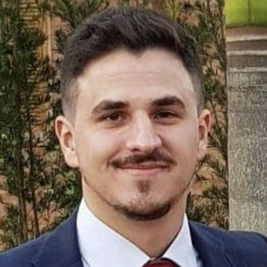 Dr. Lucas Giustra Valente