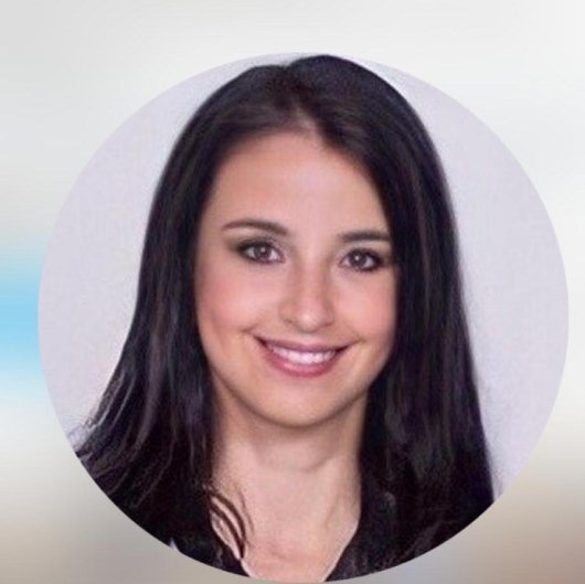 Dra. Kelly Castro