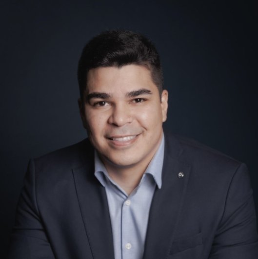 Dr. Daniel Assunção