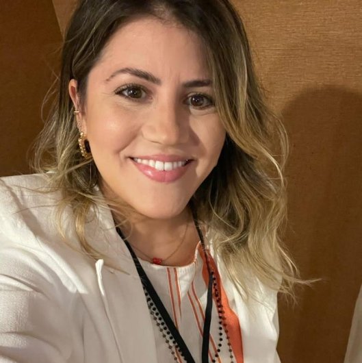 Dra. Giovana Castioni Santiago