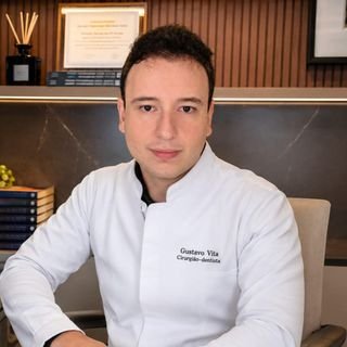 Dr. Gustavo Rocha Vita