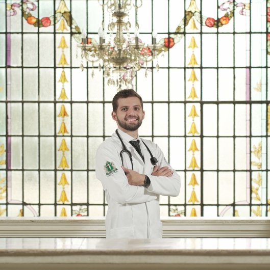 Dr. André Claudio Manes