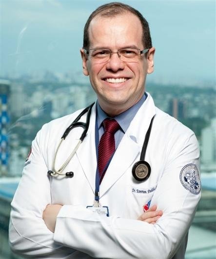 Dr. Everton Padilha Gomes