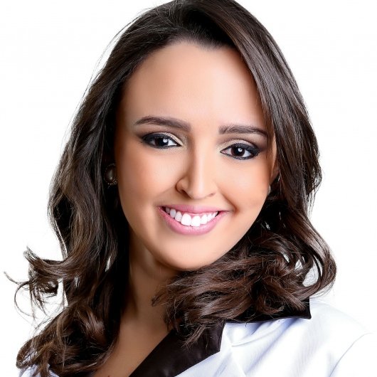 Dra. Samila Pinheiro