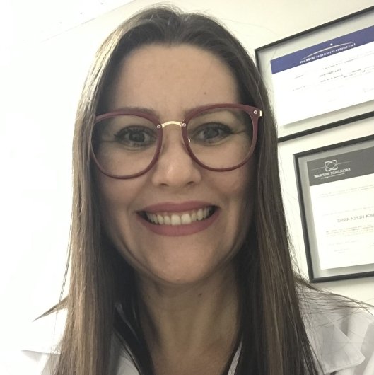 Dra. Erica Vilela