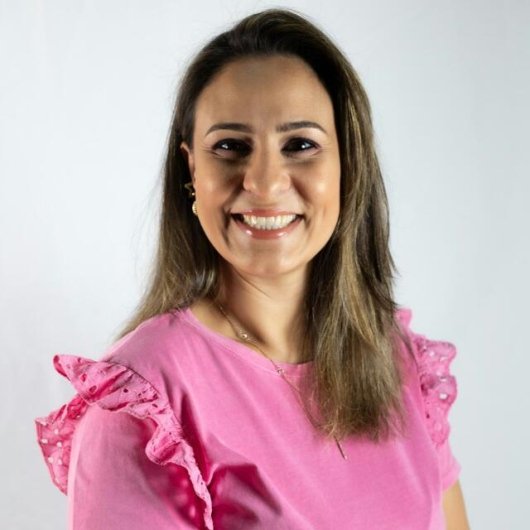 Dra. Renata Merkes