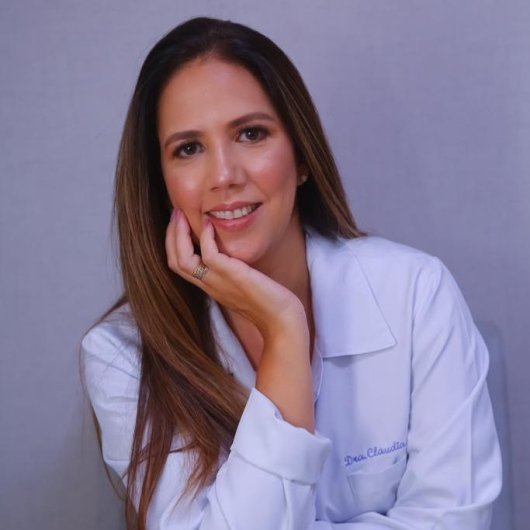 Dra. Claudia Nogueira Benati
