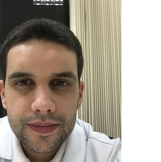 Dr. Eduardo Silveira