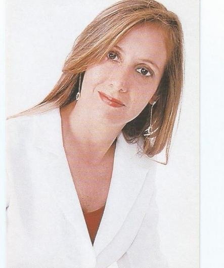 Dra. Renata Silva Teixeira