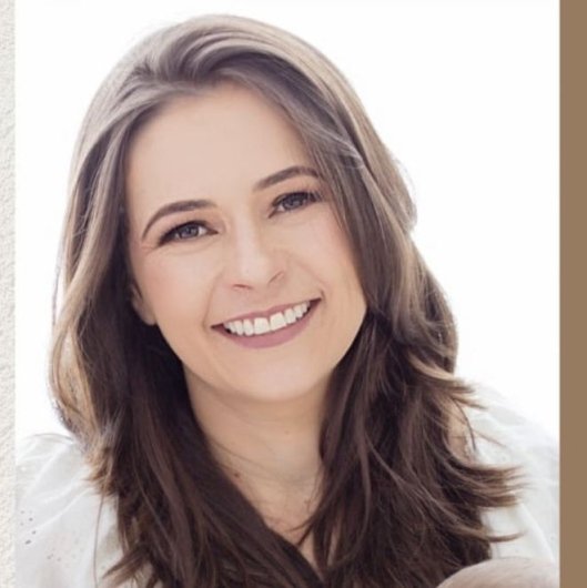 Dra. Rafaela Rocha Mota