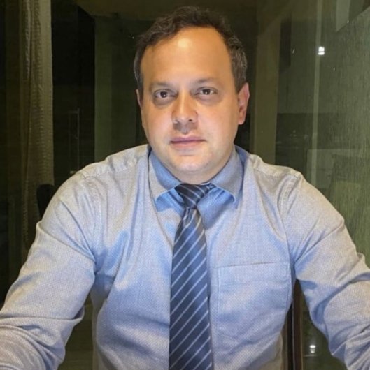 Dr. Marcos Correa Da Trindade