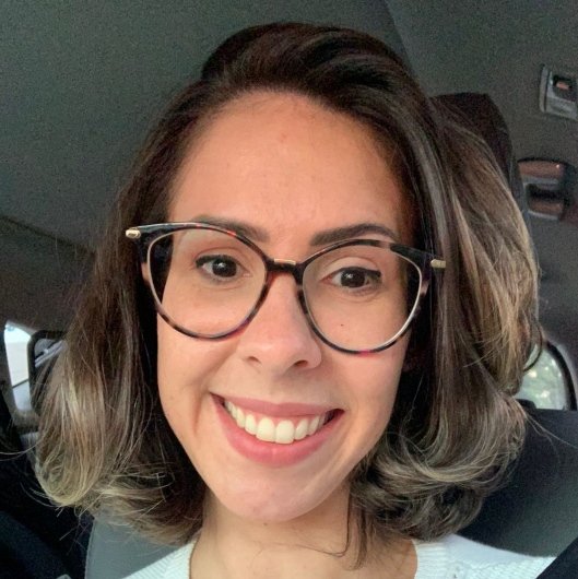 Dra. Fernanda Boni Bilia