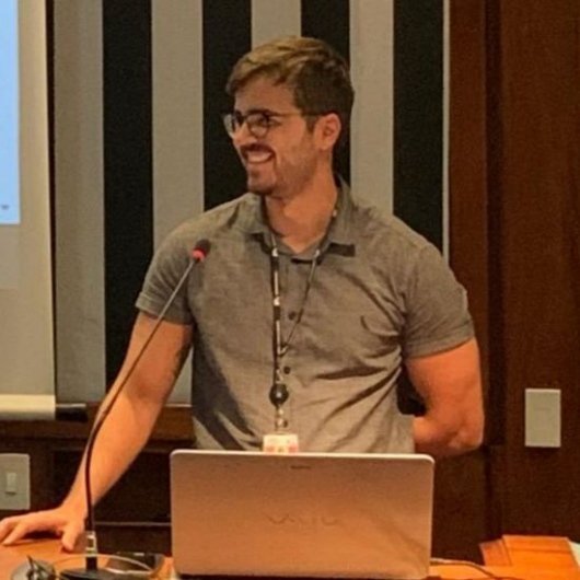 Dr. Alexandre Marinho