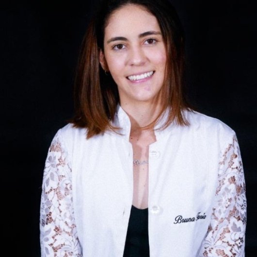 Dra. Bruna de Faria